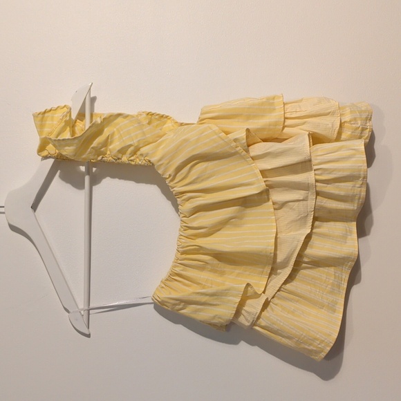 ANTHROPOLOGIE MAEVE ruffled one shoulder top - size medium - Picture 3 of 7